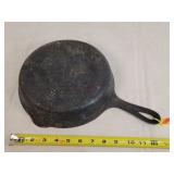 Griswold No 7 Cast Iron Skillet - Dirty