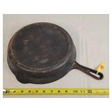Griswold No 9 Cast Iron Skillet - Dirty