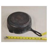 No 8 Cast Iron Deep Chicken Pan Skillet - Dirty