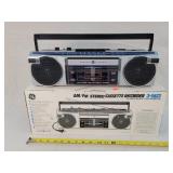 Vintage General Electric AM/FM Stereo Cassete