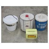 Bait & Minnow Buckets