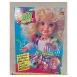 Suzy Snapshot Doll Set