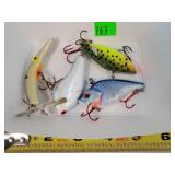 4- Loose Fishing Lures