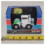 1/64 Big Bud 250 4WD Tractor