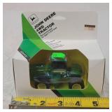1/64 John Deere 8850 4wd Tractor