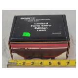 1/64 Brent 674 Dual Wheeled Grain Cart