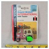 1/64 Blueprint Miniature IH 1466 Tractor