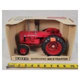 1/16 McCormick WD9 Tractor