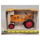 1/16 MM Model V Tractor