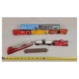 HO Santa Fe Train Engine, Tanker, & 5 Box Cars