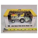 1/16 John Deere Patio Series Model 140 Tractor