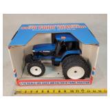 1/16 Ford 8970 Tractor with Duals - HEAVY BUILT!