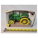 1/16 John Deere GP Standard Tractor