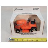 1/16 Kubota T1400 Lawn & Garden Tractor