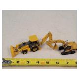 1/87 Cat Excavator & 1/64 JD Backhoe