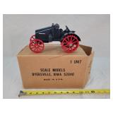 1/16 International Kerosene Tractor 8-16HP