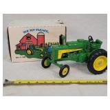 1/16 John Deere 630 LP Tractor