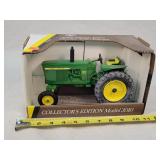 1/16 John Deere 3010 Tractor