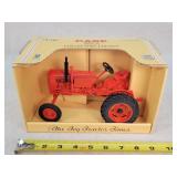 1/16 Case VA Tractor