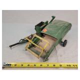 1/16 PLAYED John Deere Combine