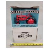 1/16 McCormick-Deering Farmall AV Tractor