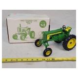 1/16 John Deere 720 High Crop Tractor