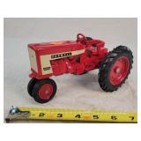 1/16 Farmall 404 Tractor