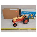 1/16 Case 800 Diesel Tractor