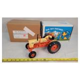 1/16 Case 800 Diesel Tractor