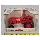 1/16 Farmall Cub Tractor