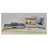 5- HO Scale Buildings