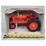 1/16 Allis Chalmers WD45 Tractor