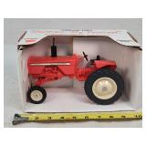 1/16 Allis Chalmer One-Seventy Tractor