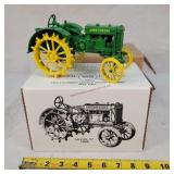 1/16 John Deere C Tractor