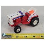 1/16 IH Cub Cadet Spirit of 76 Garden Tractor