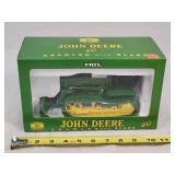 1/16 John Deere 40 Crawler w/ Blade
