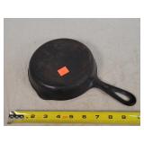Wagner No 3 Cast Iron Skillet - dirty