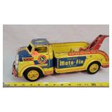 Antique Tin Wyandotte Tow Truck