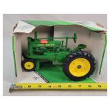 1/16 John Deere A Tractor