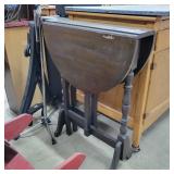 antique wood drop-leaf gateleg side table 24"