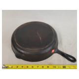 USA No 10 Cast Iron Skillet with Heat Ring