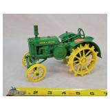 1/16 John Deere GP Tractor