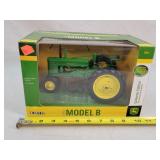 1/16 John Deere B Tractor