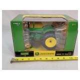 1/16 John Deere D Tractor