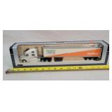 1/64 Diamond  Vogel Semi & Trailer