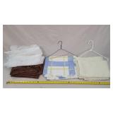 4- Table Clothes