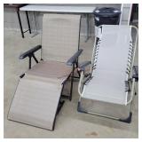 2 Folding Lounge Chairs