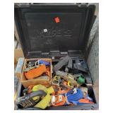 Many ratchet Straps in Carry Case