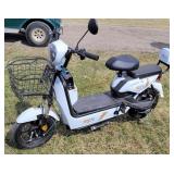 NEW  IREV Electric Scooter with Charger