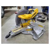 Dewalt 12' Sliding Compound Miter Saw